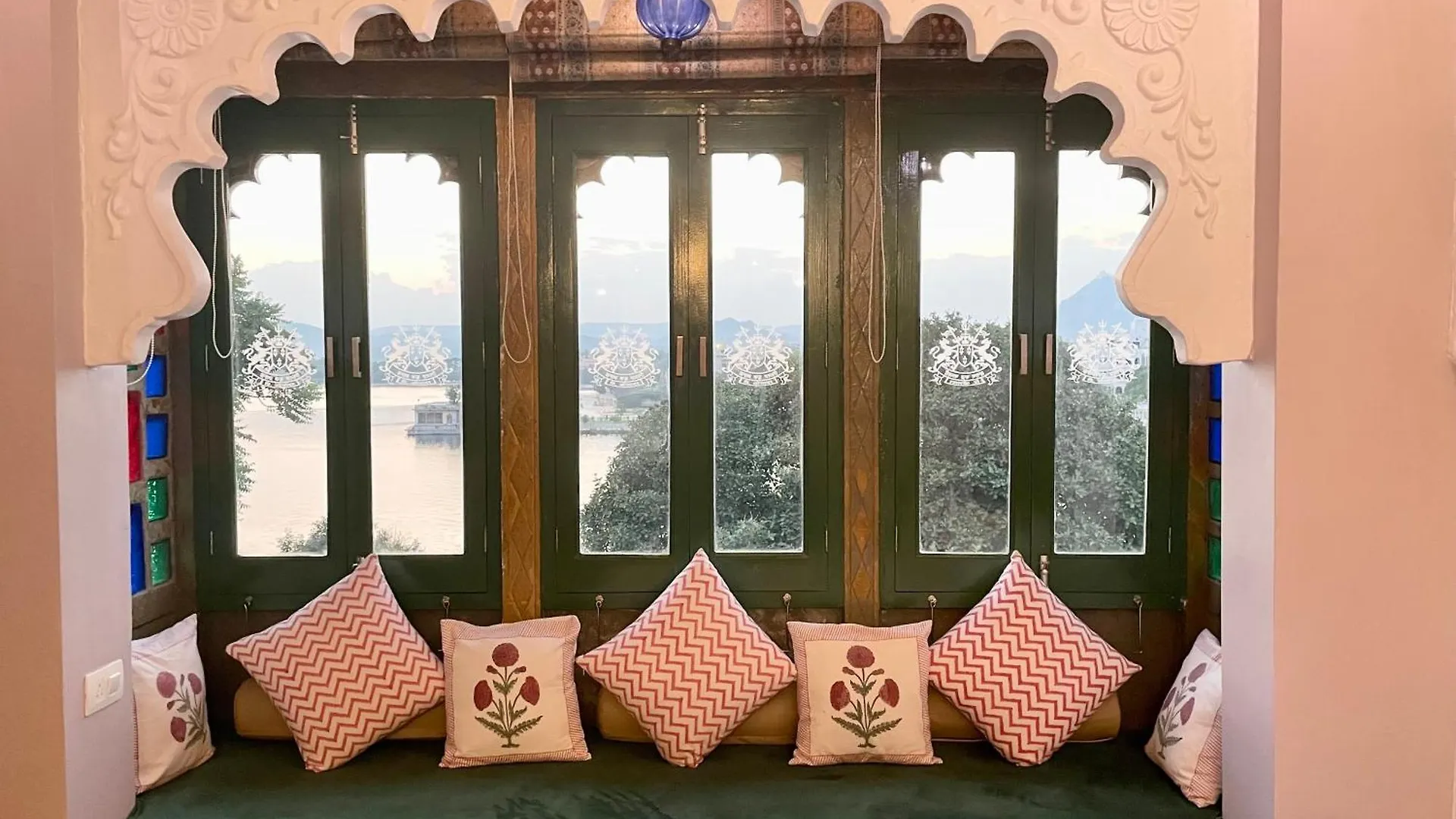 Sheeshmahal By Oladar Hotel Udaipur