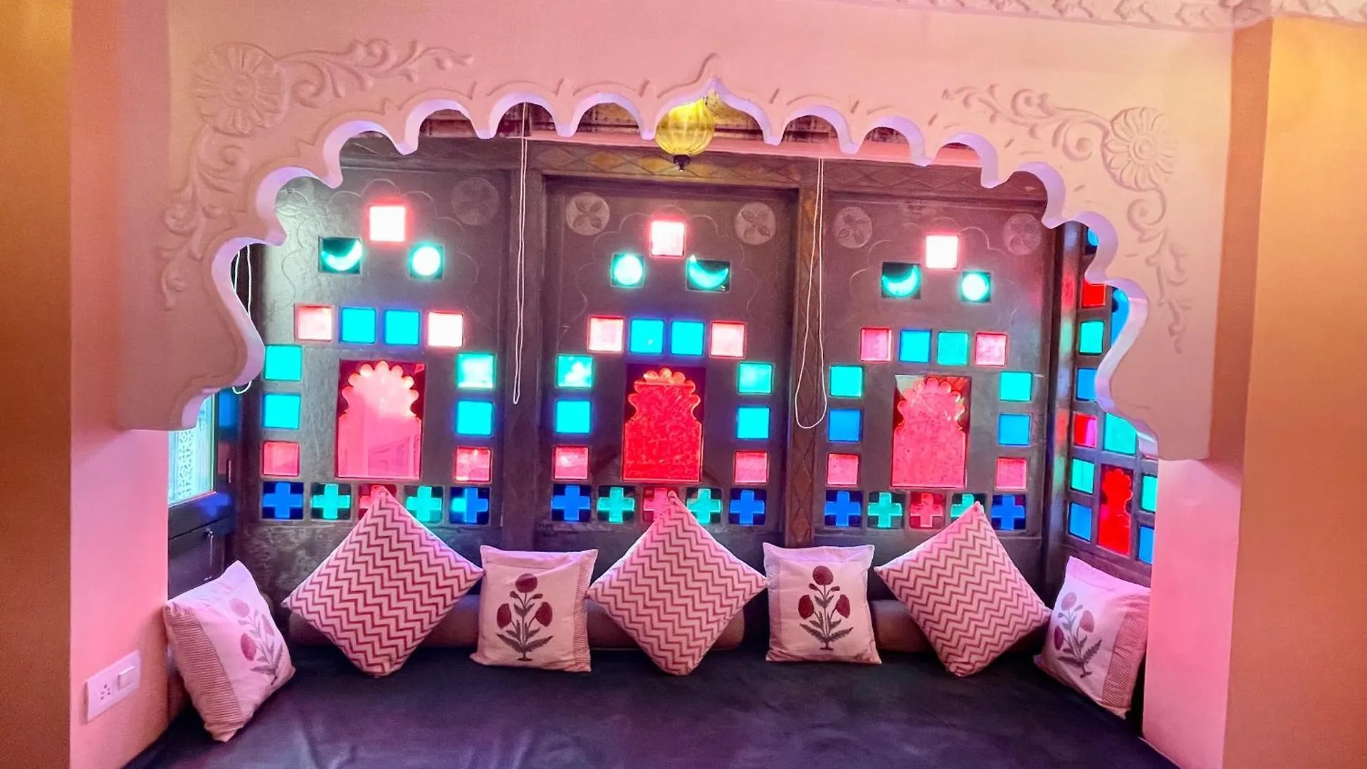 Sheeshmahal By Oladar Hotel Udaipur 3*,