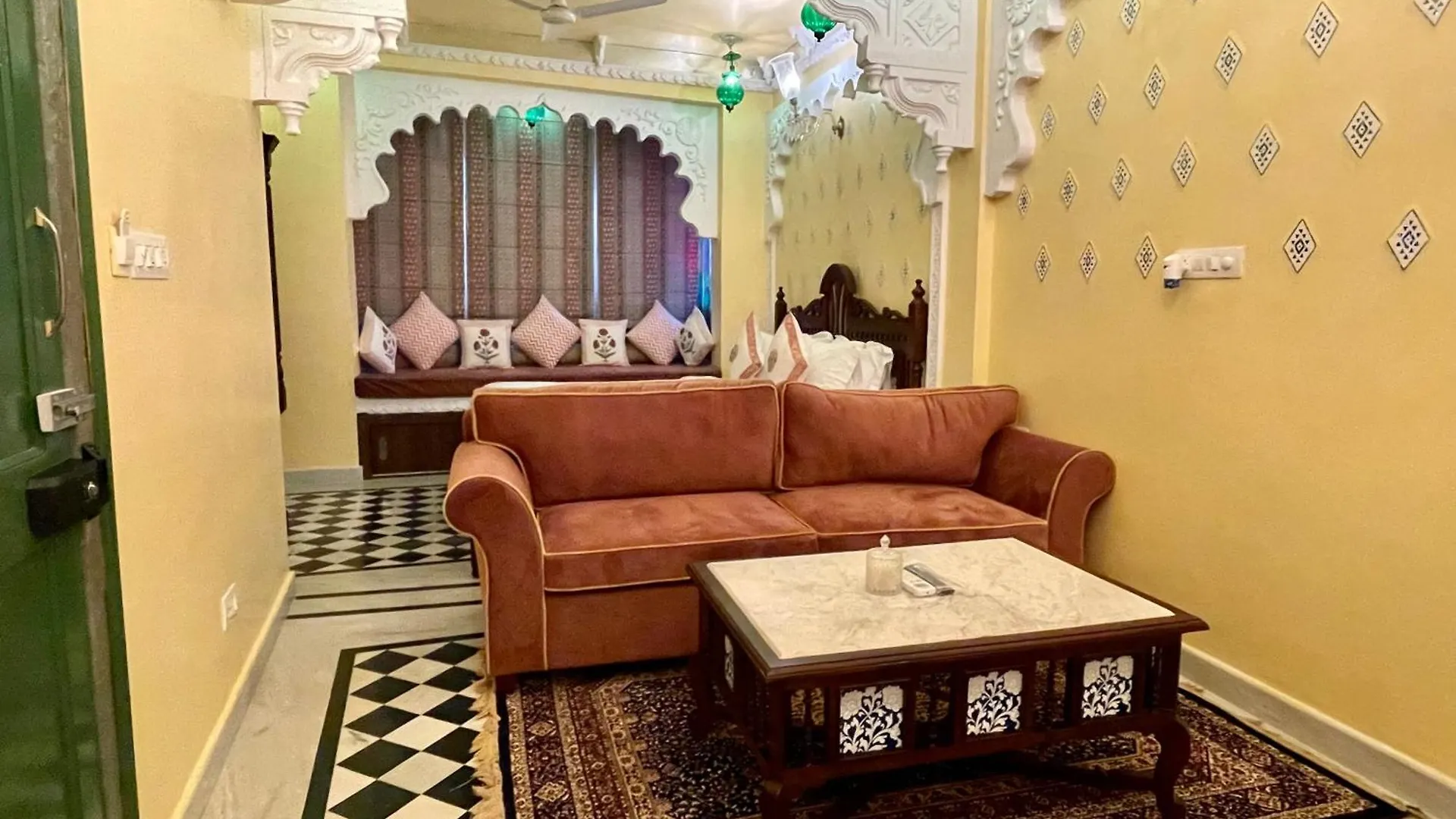 Sheeshmahal By Oladar Hotel Udaipur