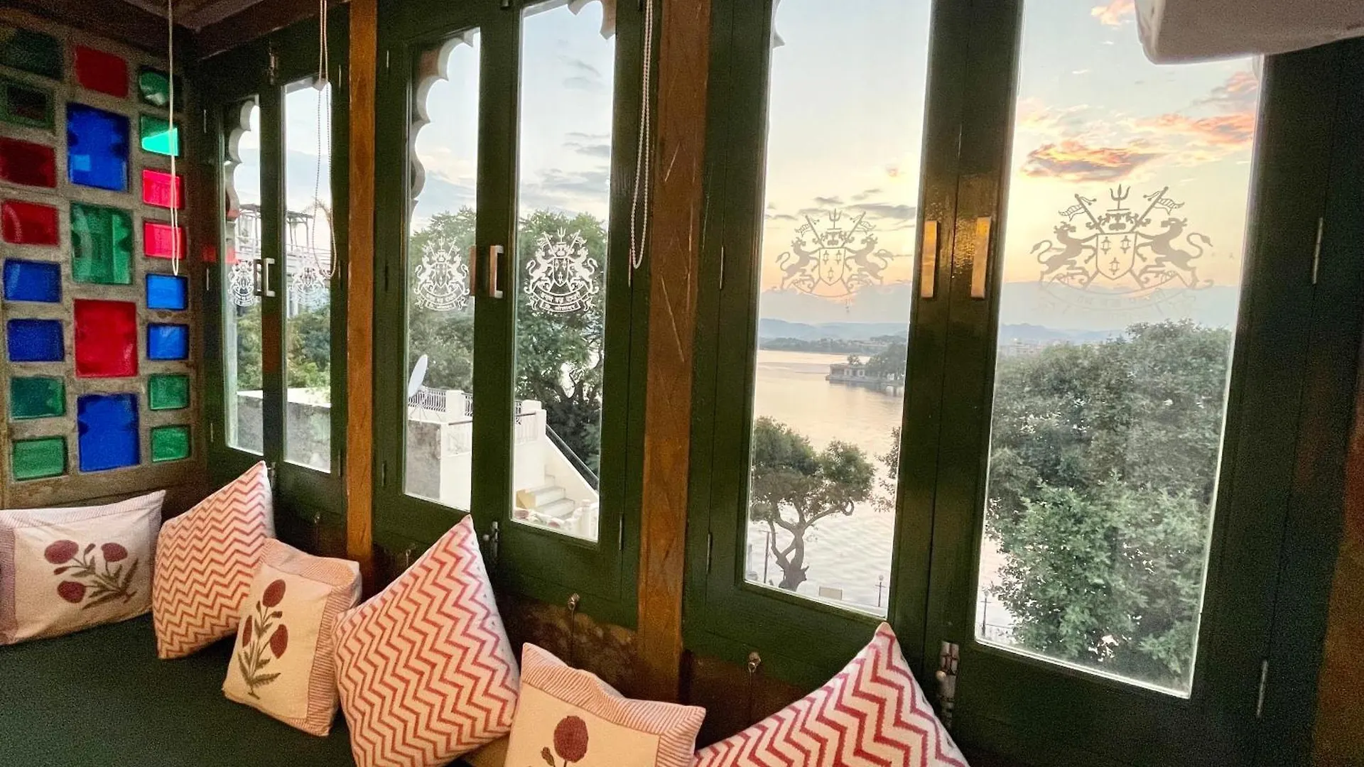 ***  Sheeshmahal By Oladar Hotel Udaipur India