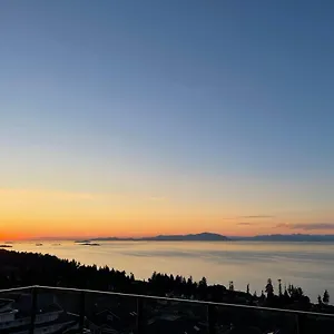 https://auspicious-sea-view-house.richmond-hotels.com