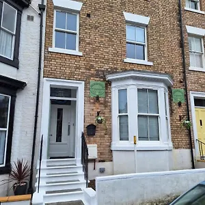 https://premier-house.yorkshirehotels.net
