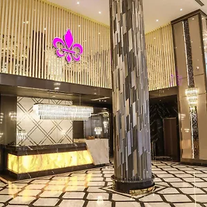 https://iris-hotel-baku-halal-hotel.aboutbakuhotels.com